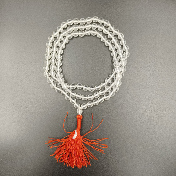 Natural Sphatik Mala Diamond Cut